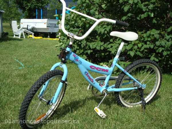 Vélo CCM type BMX pour fille
